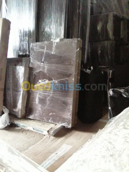 DEMENAGEMENT-TRANSPORT-MANUTENTION%