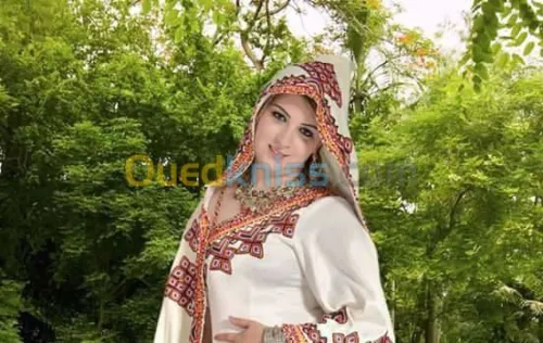 Couture de tout type de robes.