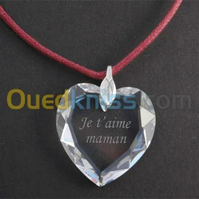 GRAVURE 3D AU COEUR DE CRISTAL 
