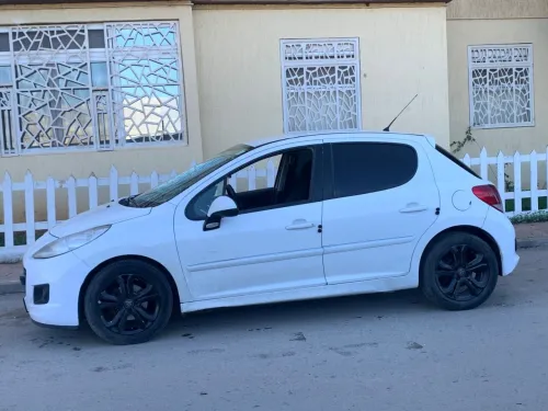 Peugeot 207 plus 2013 207 plus