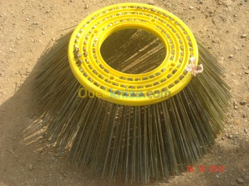 Balais pour divers type de balayeuse