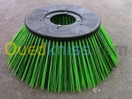 Balais pour divers type de balayeuse