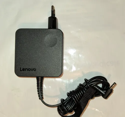 Lenovo v15 ada