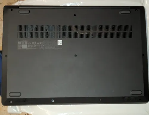 Lenovo v15 ada