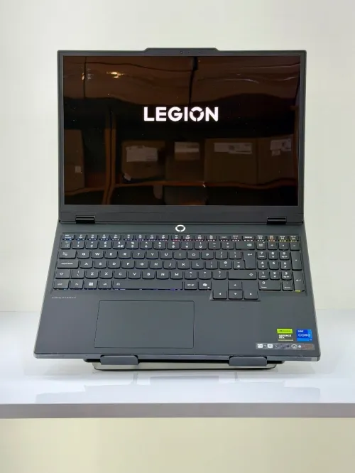 LENOVO LÉGION 5 OLED I7/13650HX/24GO DDR5/1TB SSD NVME/RTX 5050 08 GO GDDR7