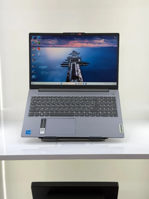 LENOVO IDEAPAD I3/13TH/08GO/256SSD NVME