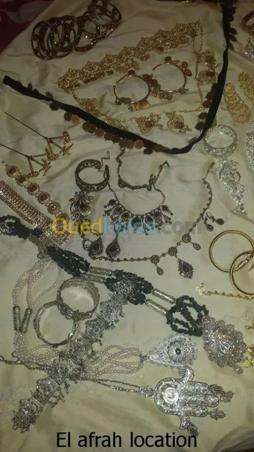 Machta et location  robe et bijoux 