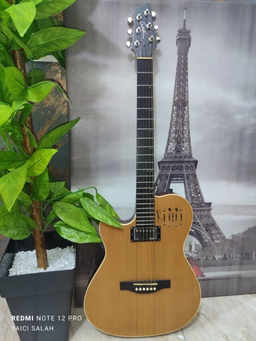 Guitare Godin A6 ultra neuve pour gaucher.