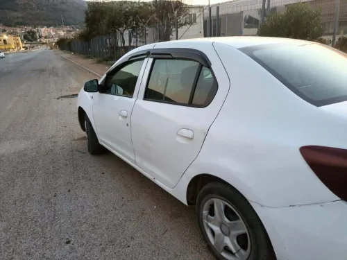 Renault Logan 2 2015 2 box