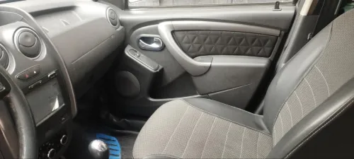 Dacia Duster 2015 FaceLift Lauréate
