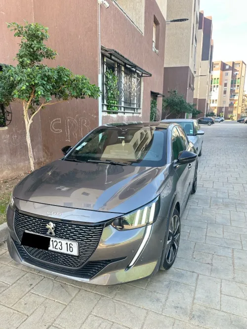 Peugeot 208 2023 GT
