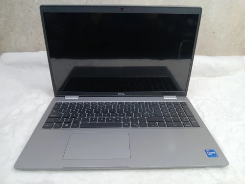 Dell Latitude 5520 / i7-11eme / 256Ssd / 8RAM /15"