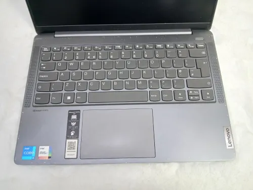 Lenovo ideapad 5i / i5-11em/ 8RAM / 256 Ssd /14"