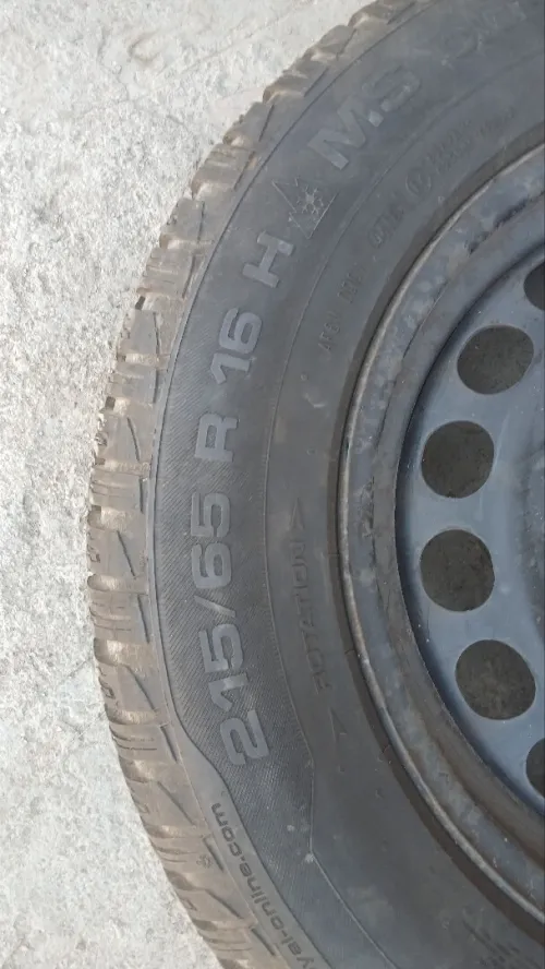 Pneus