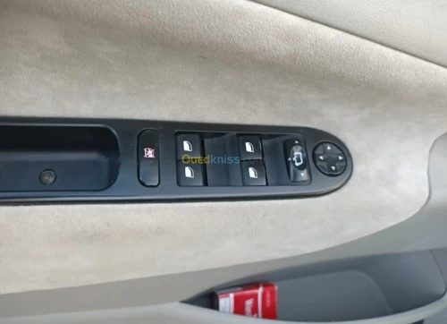 Peugeot 207 2009 Platinum
