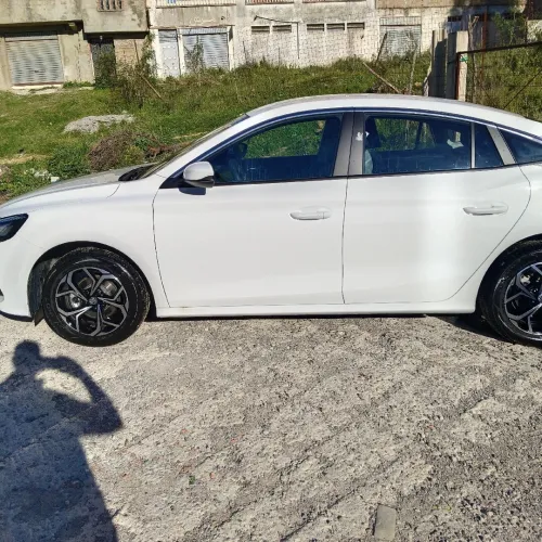 MG MG5 2026 