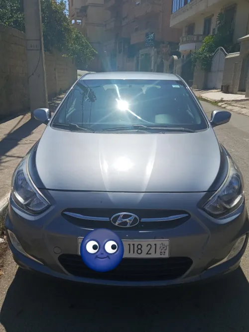 Hyundai Accent RB  4 portes 2018 Accent RB  4 portes