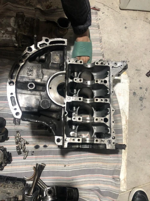 Pieces moteur HDI 1.6 BOSCH