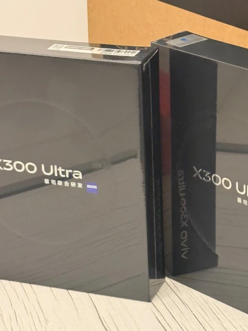 Vivo X300 ultra