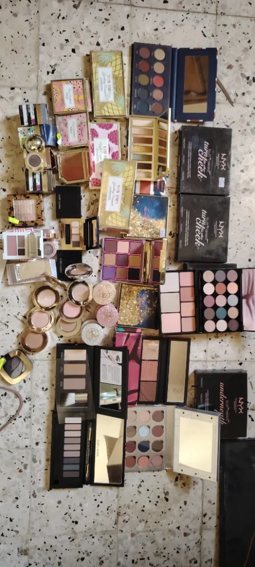 Lot cosmétique venu de france