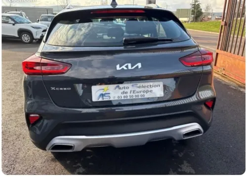 Kia X-Ceed 2022 Motion