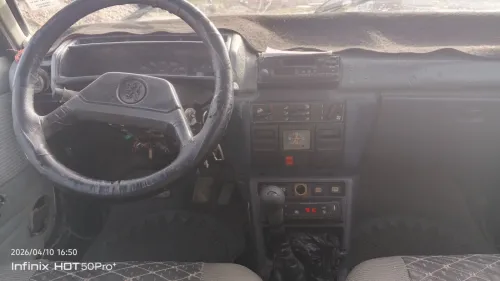Peugeot 305 1985 305