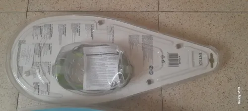 Masquee et tuba de plongée