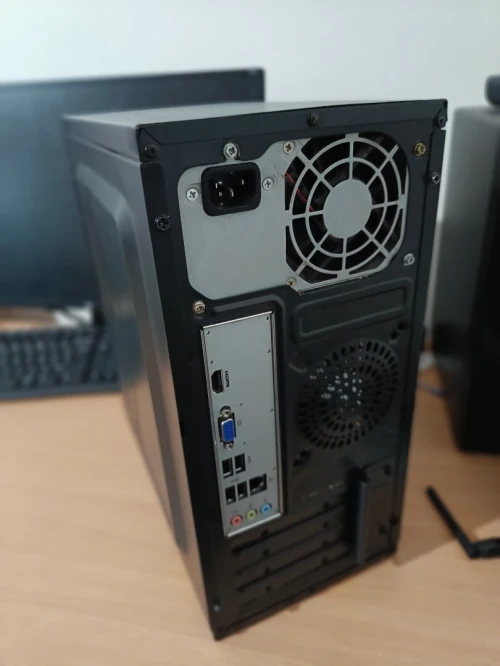PC de Bureau I3 4ém RAM 6GB / HDD 500GB