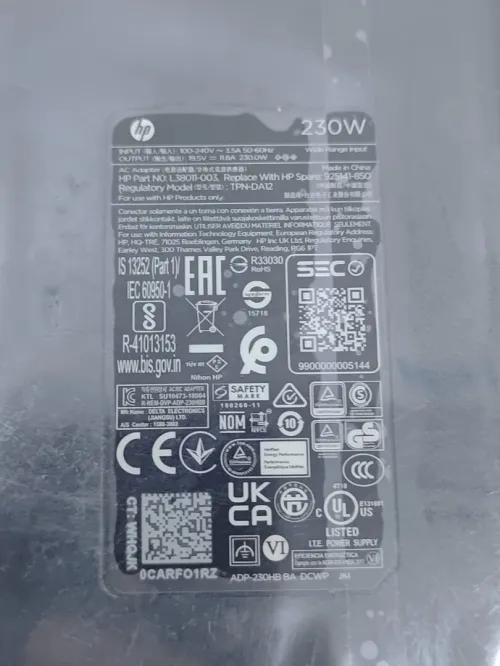CHARGEUR HP FICHE PIN AVEC ADAPTATEUR FICHE BLEU 230W 19.5V / 11.8A