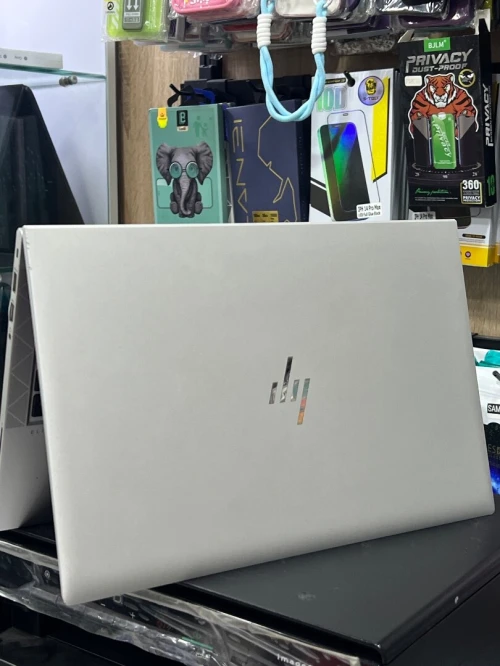 HP ELITEBOOK 845 G8 (ÉCRAN TACTILE)
