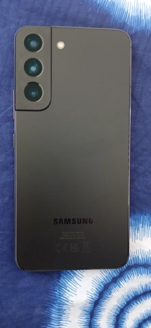 Samsung S22