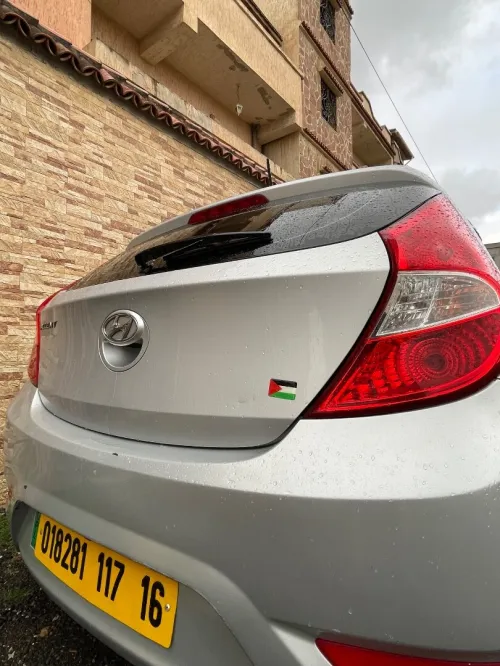 Hyundai Accent RB  4 portes 2017 Accent RB  4 portes