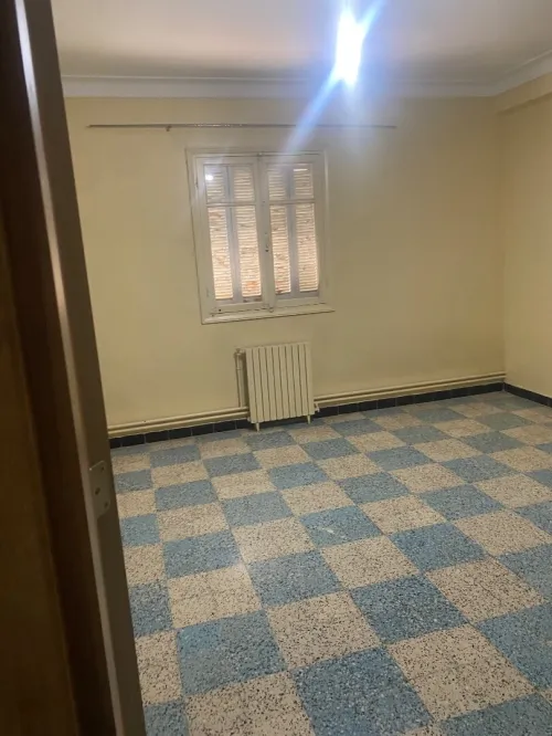 Location Appartement Niveau de villa F4 Alger Cheraga