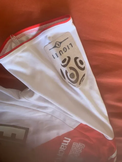 Maillot à domicile de l'ASMonaco saison 2012-2013 porté et signé par Radamel Falcao lui-même !