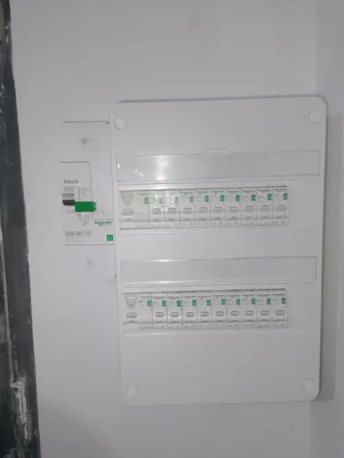 Electricien électricité bâtiment industrielle