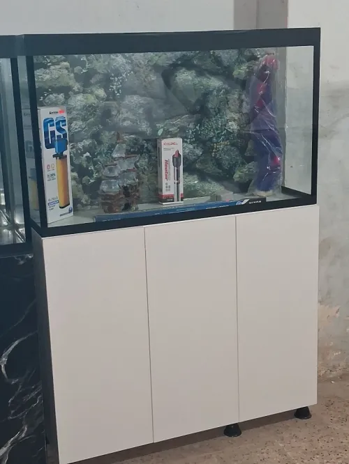 Aquarium avec meuble 1 mètre haute finition