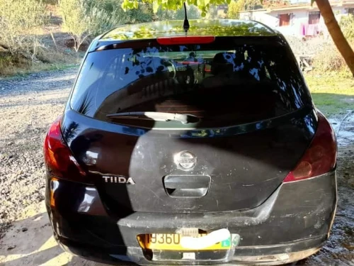 Nissan Tiida 5 portes 2008 Tiida 5 portes