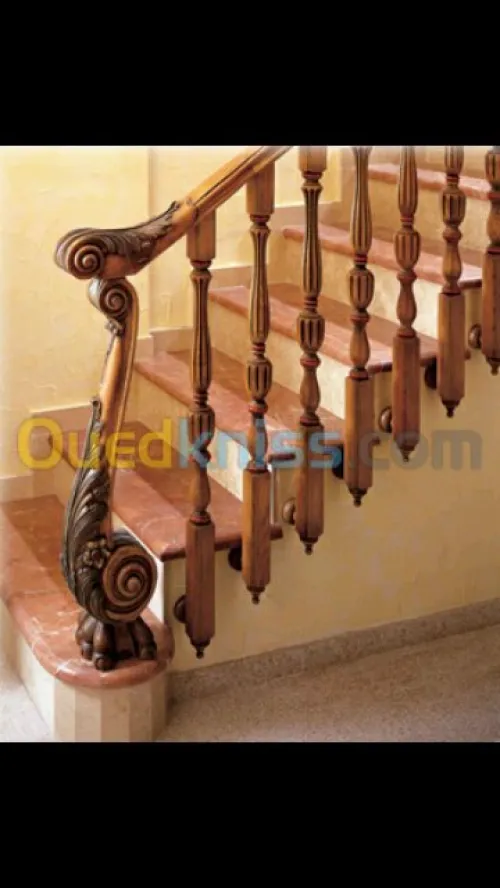 Rampes d'escalier en bois