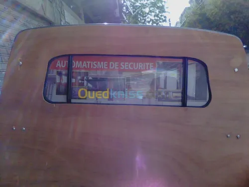-Rideau électrique 