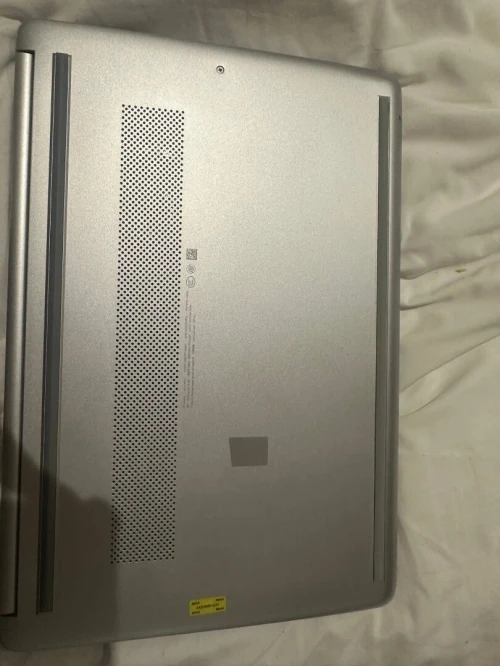 HP Laptop i7-1165G7