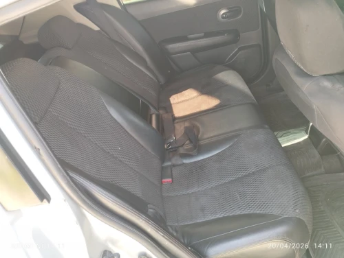 Nissan Tiida 5 portes 2009 