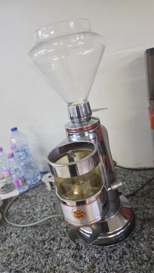 3 Moulin à café. رحاية القهوة