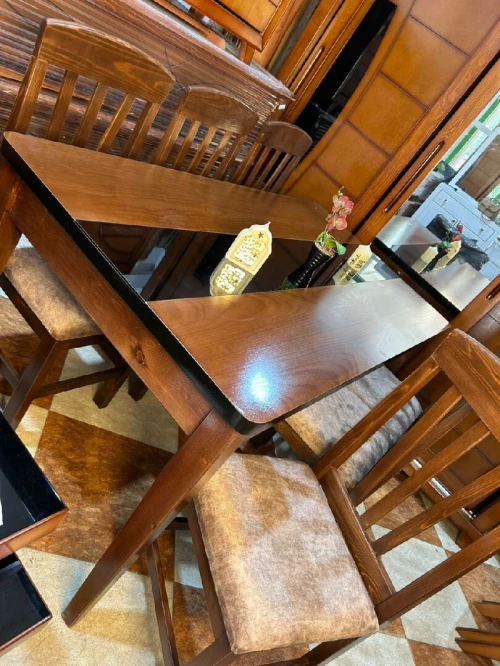 Table cuisine 4 et 6 chaise