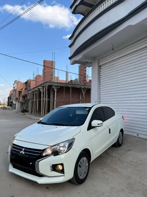 Mitsubishi Attage 2022 