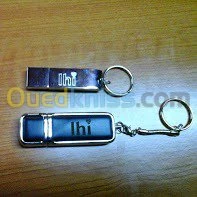  GRAVURE ET DE DÉCOUPE AU LASER