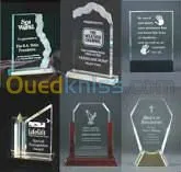  GRAVURE ET DE DÉCOUPE AU LASER