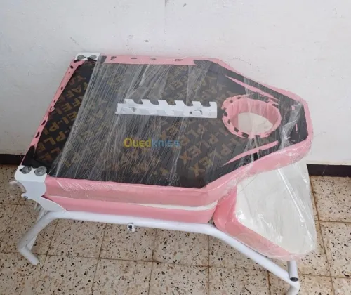 Chaise relaxe avec sa chaise 