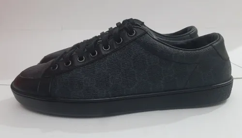 GUCCI, Chaussure et chemise