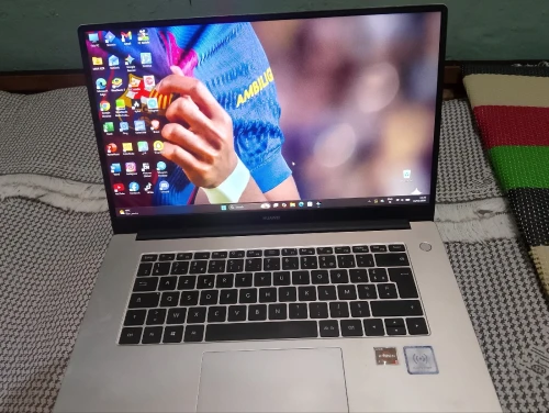 Huawei matebook d15