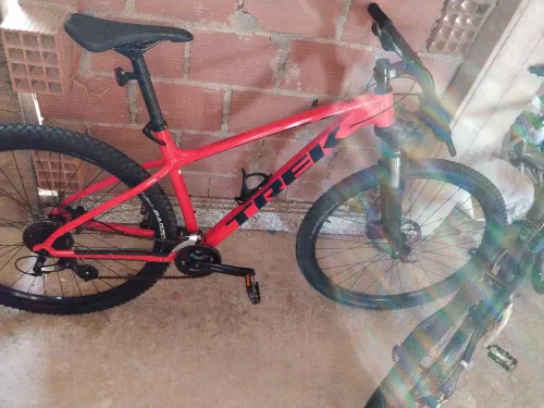 Vélo sport+ électrique+ trotinettes électrique 